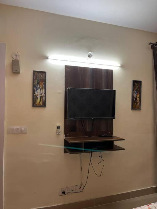 Gateaway By Sovideep Homes Noida Exterior photo